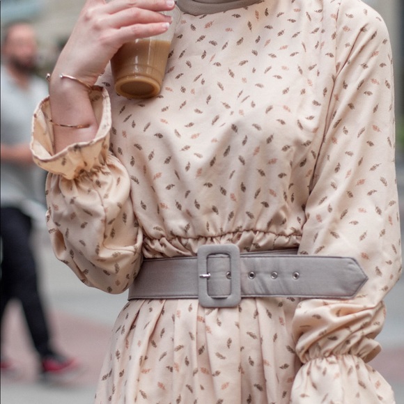 Patterned Long sleeve Dress - Picture 5 of 5